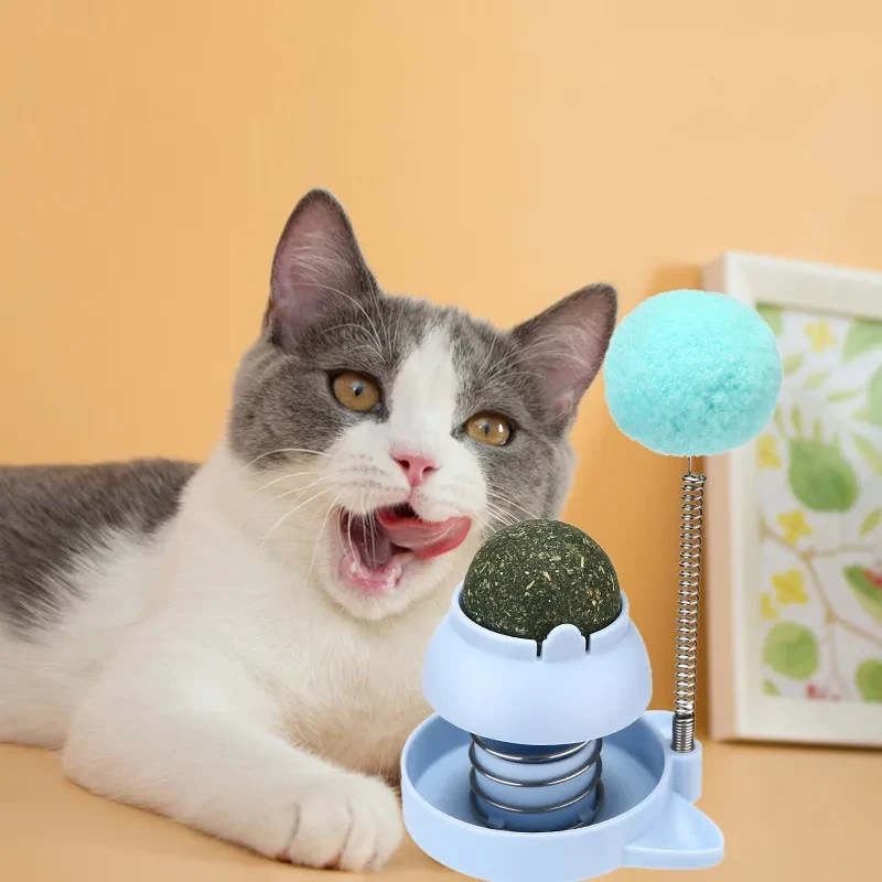 Lucky Cat Licking Music Mint Ball
