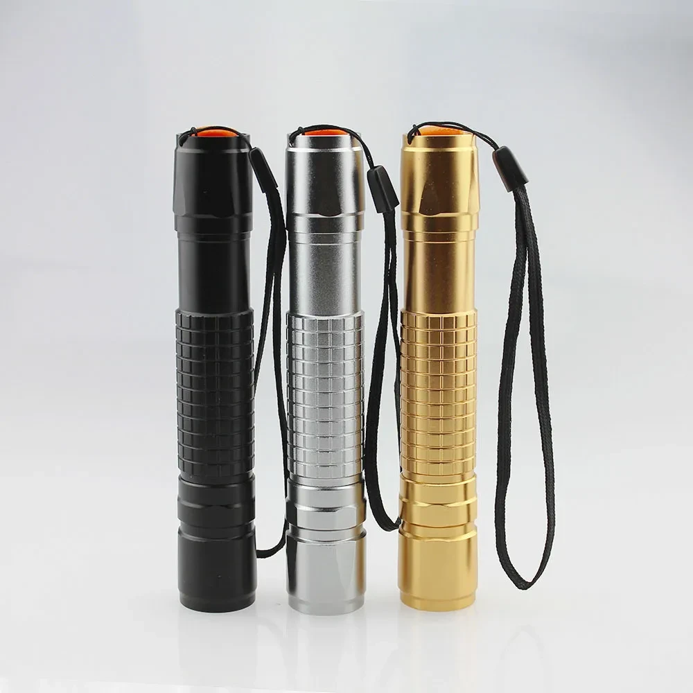 Two in one focusing flashlight