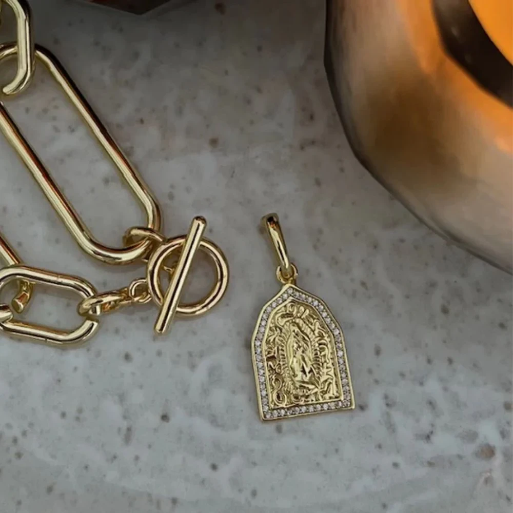 Charms - Seraph Symbol - Chapel